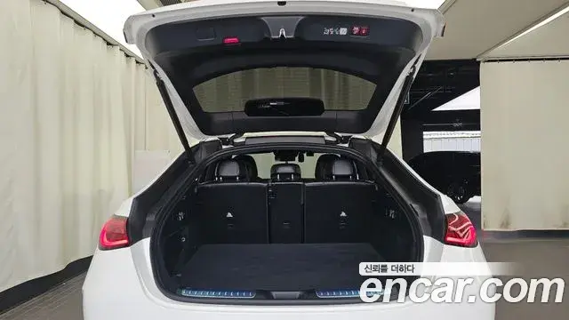 Mercedes-Benz GLC-Class 2024 — Photo 20/20