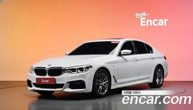 BMW 5 Series 2019 — Фото 1/20