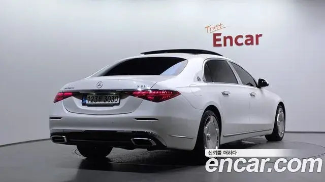 Mercedes-Benz S-Class 2022 — Фото 1/20