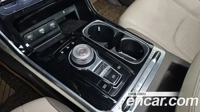 Kia Carnival 2023 — Фото 9/20