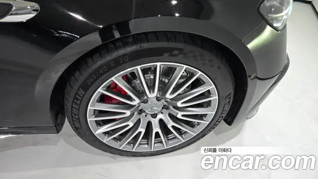 Mercedes-Benz E-Class 2026 — ფოტო 4/20