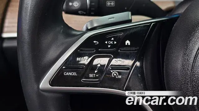 Mercedes-Benz E-Class 2021 — Фото 15/20