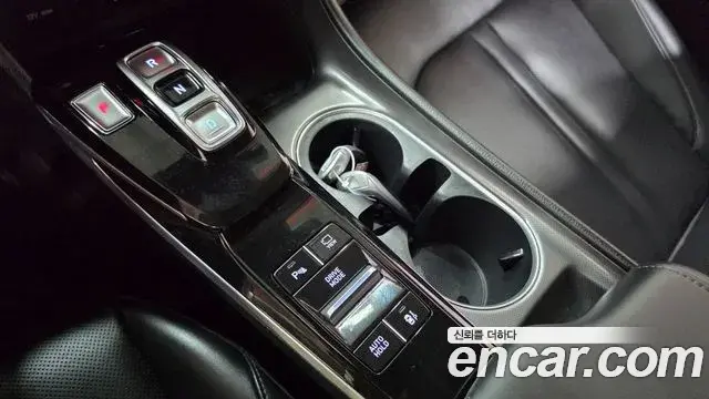 Hyundai Sonata 2021 — Фото 7/20