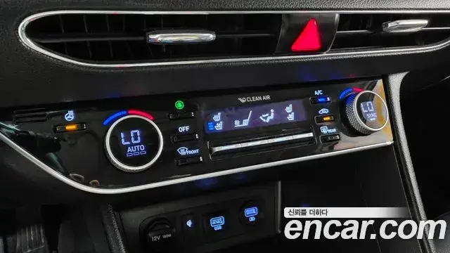 Hyundai Sonata 2021 — Фото 16/20