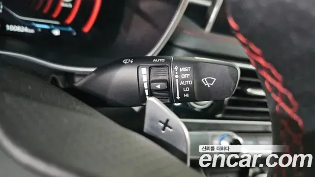 Genesis G70 2019 — Photo 21/35
