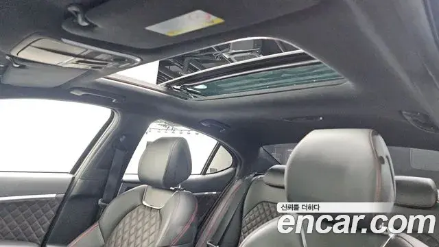 Genesis G70 2019 — Photo 10/35