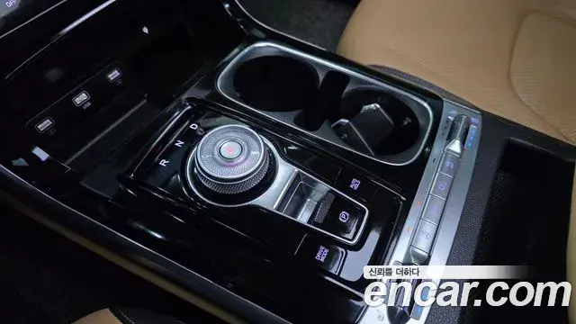 Kia Carnival 2023 — Фото 9/20