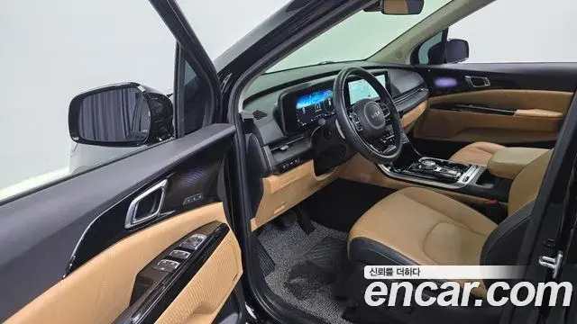 Kia Carnival 2023 — Фото 12/20