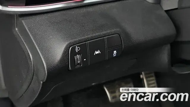 Hyundai Avante 2020 — Фото 19/20