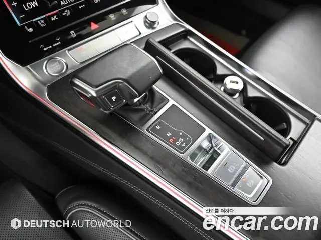 Audi A7 2020 — Фото 8/20