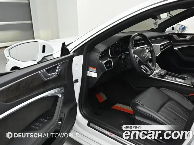 Audi A7 2020 — Фото 11/20