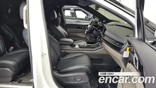 Kia Carnival 2025 — ფოტო 30/39