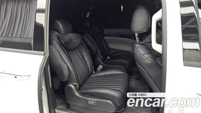 Kia Carnival 2025 — ფოტო 9/39