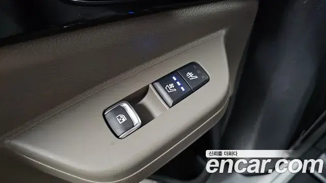 Kia Carnival 2025 — ფოტო 28/39