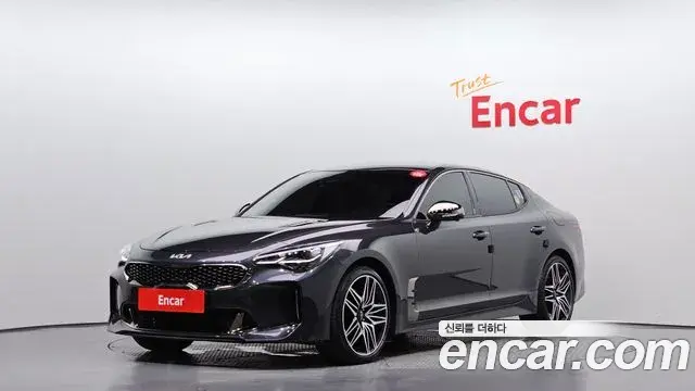 Kia Stinger 2021 — Фото 20/20
