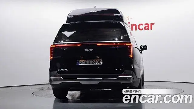 Kia Carnival 2025 — Şəkil 8/31