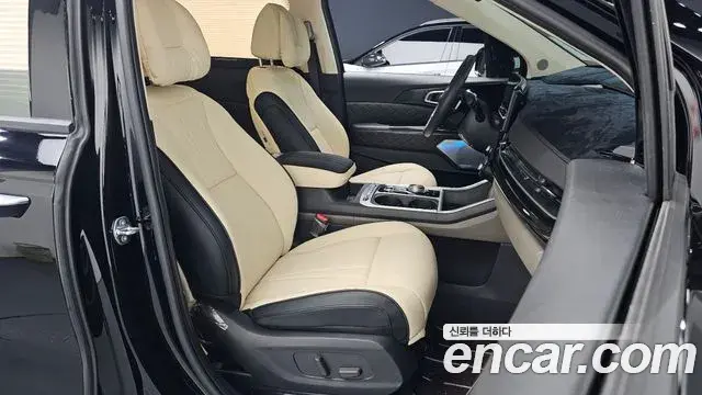 Kia Carnival 2025 — Şəkil 27/31