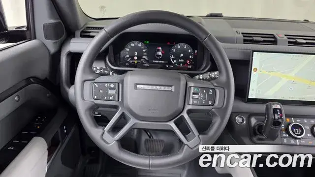 Land Rover Defender 2025 — Фото 13/20
