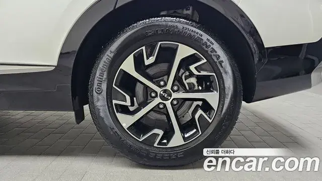 Kia Sportage 2023 — Şəkil 30/32