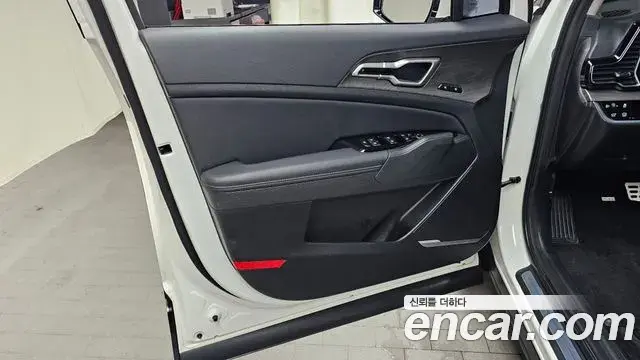 Kia Sportage 2023 — Şəkil 23/32