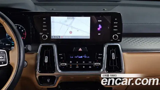 Kia Sorento 2022 — Фото 14/20