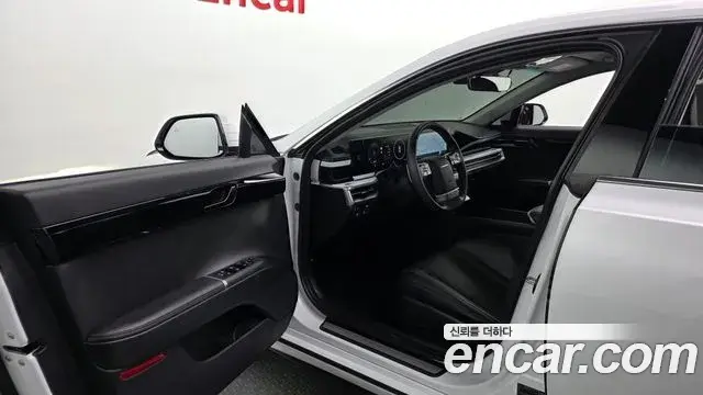 Hyundai Grandeur 2023 — Фото 10/20