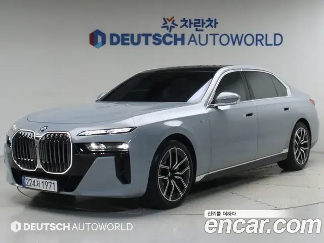 BMW 7 Series 2025 — Photo 2/20