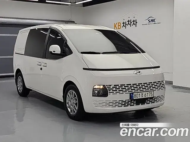 Hyundai Staria 2022 — Şəkil 3/20