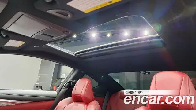 Infiniti Q60 2018 — Photo 19/20