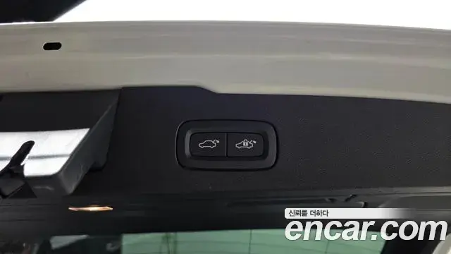 Volvo V60 Cross Country 2025 — ფოტო 7/36