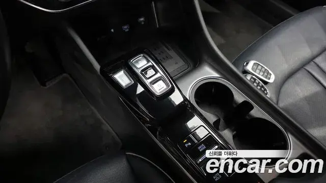 Hyundai Sonata 2021 — Photo 8/20