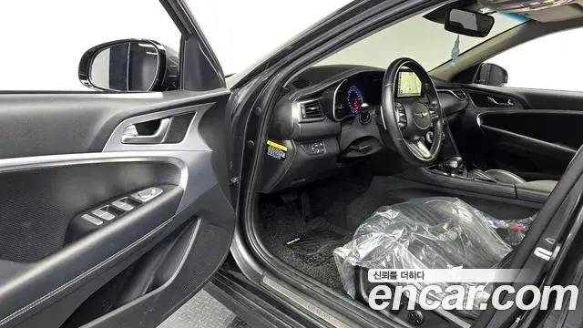 Genesis G70 2018 — Şəkil 13/20