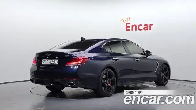 Genesis G70 2018 — Photo 10/20