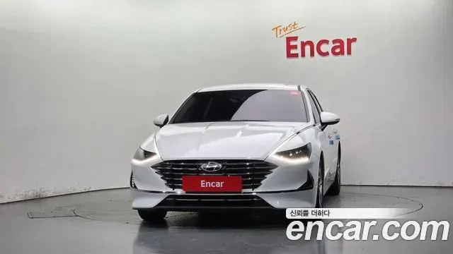 Hyundai Sonata 2019 — Фото 3/20