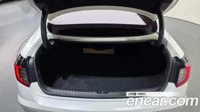 Hyundai Sonata 2019 — Фото 20/20