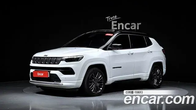 Jeep Compass 2022 — Фото 10/20