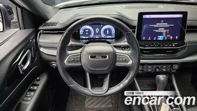 Jeep Compass 2022 — Фото 14/20