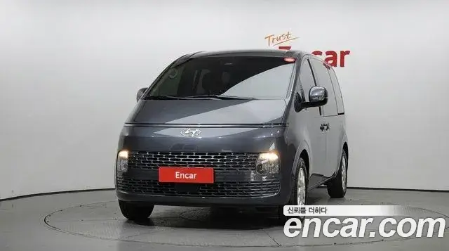 Hyundai Staria 2022 — Фото 3/20