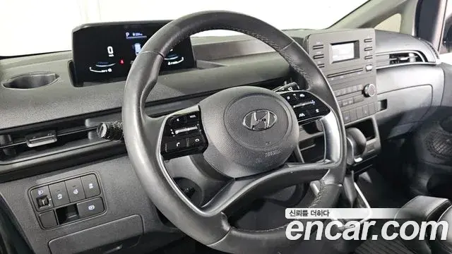 Hyundai Staria 2022 — Фото 14/20