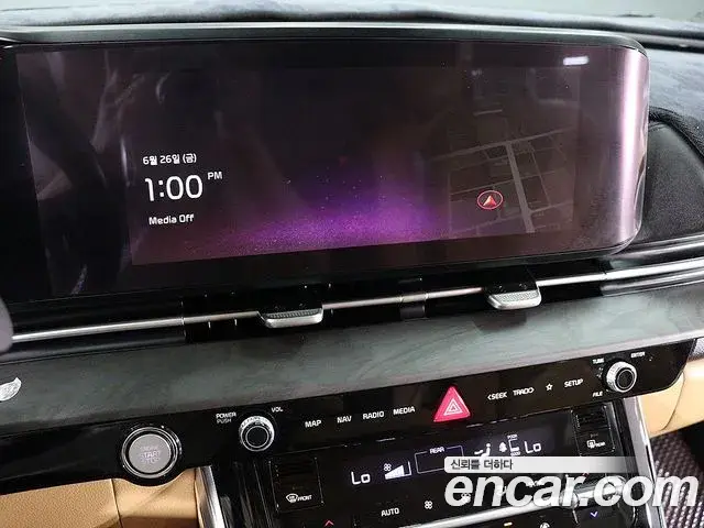 Kia Carnival 2021 — Фото 6/20