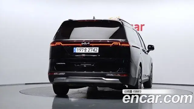 Kia Carnival 2022 — Фото 4/20