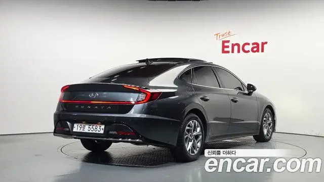 Hyundai Sonata 2019 — Фото 2/20