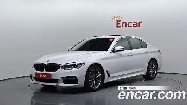 BMW 5 Series 2018 — Фото 1/20