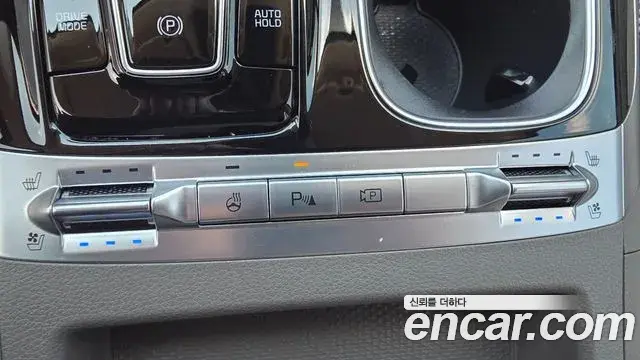 Kia Carnival 2021 — Photo 13/20