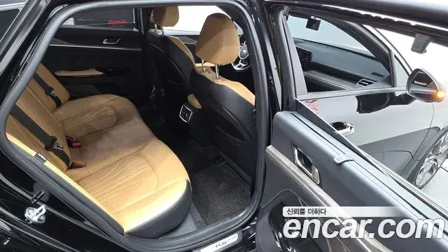 Kia K5 2021 — Photo 30/33