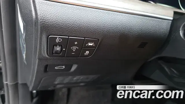 Kia K5 2021 — Photo 12/33