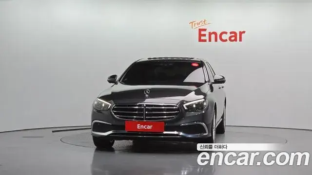 Mercedes-Benz E-Class 2021 — Фото 3/20