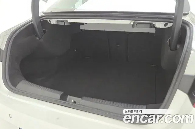 Mercedes-Benz CLA-Class 2026 — Photo 11/20