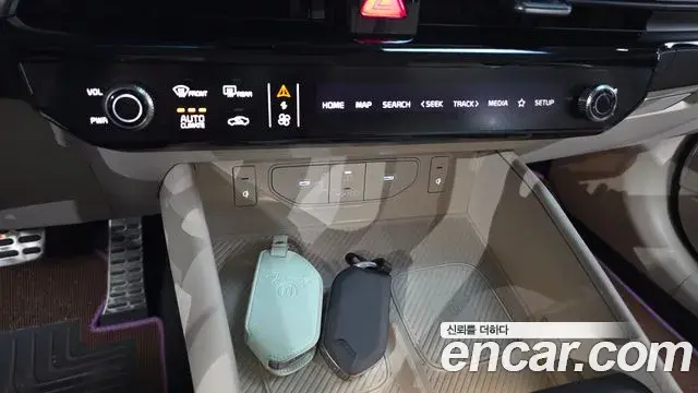 Kia K8 2024 — ფოტო 27/42