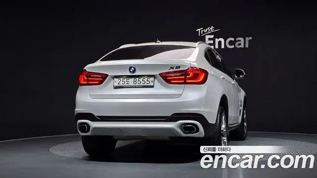 BMW X6 2018 — Фото 4/20